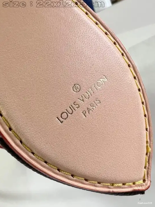 22 x x5.5CM 12 VUITTON Tirette Pochette - LOUIS 0401